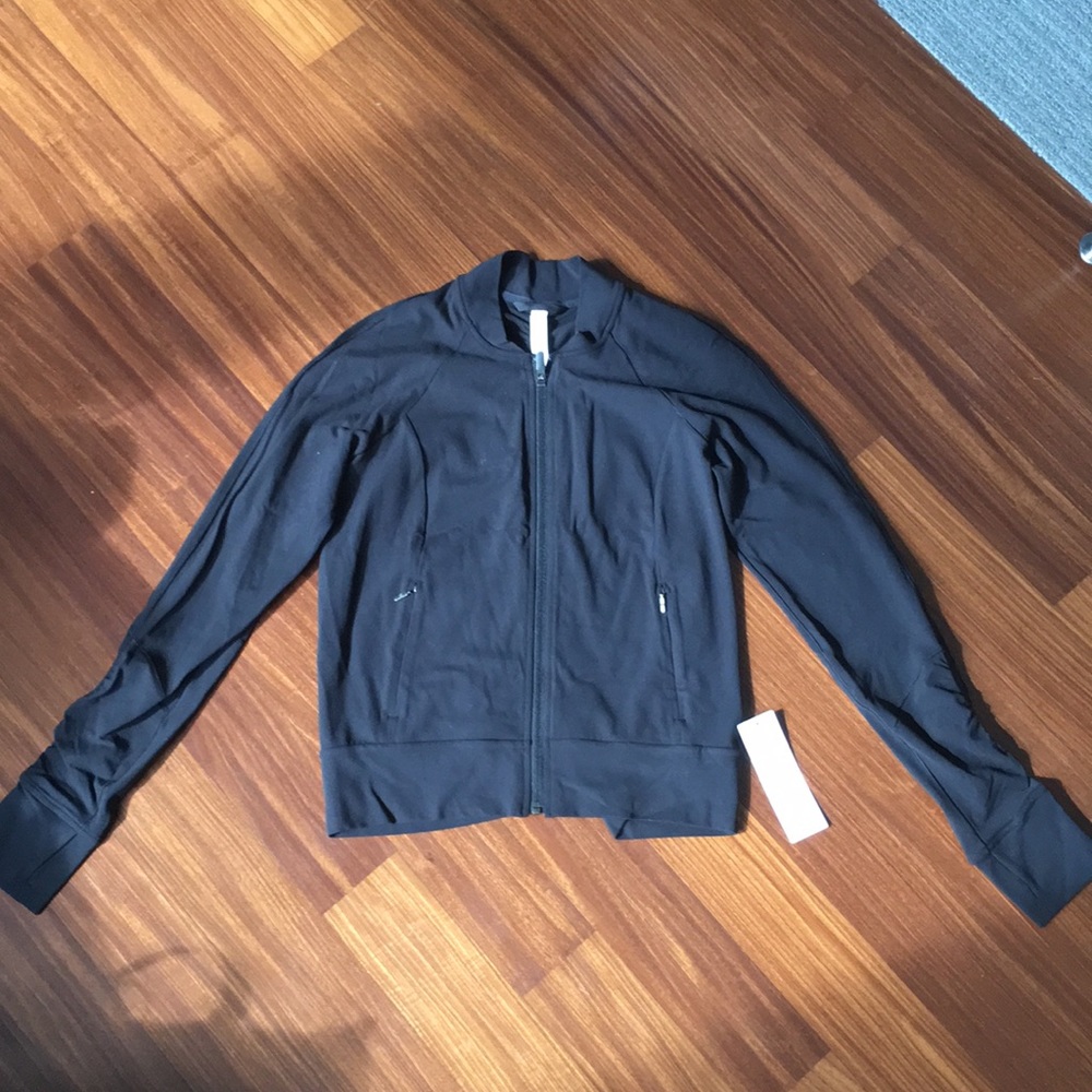 Lululemon lab essential jacket flex